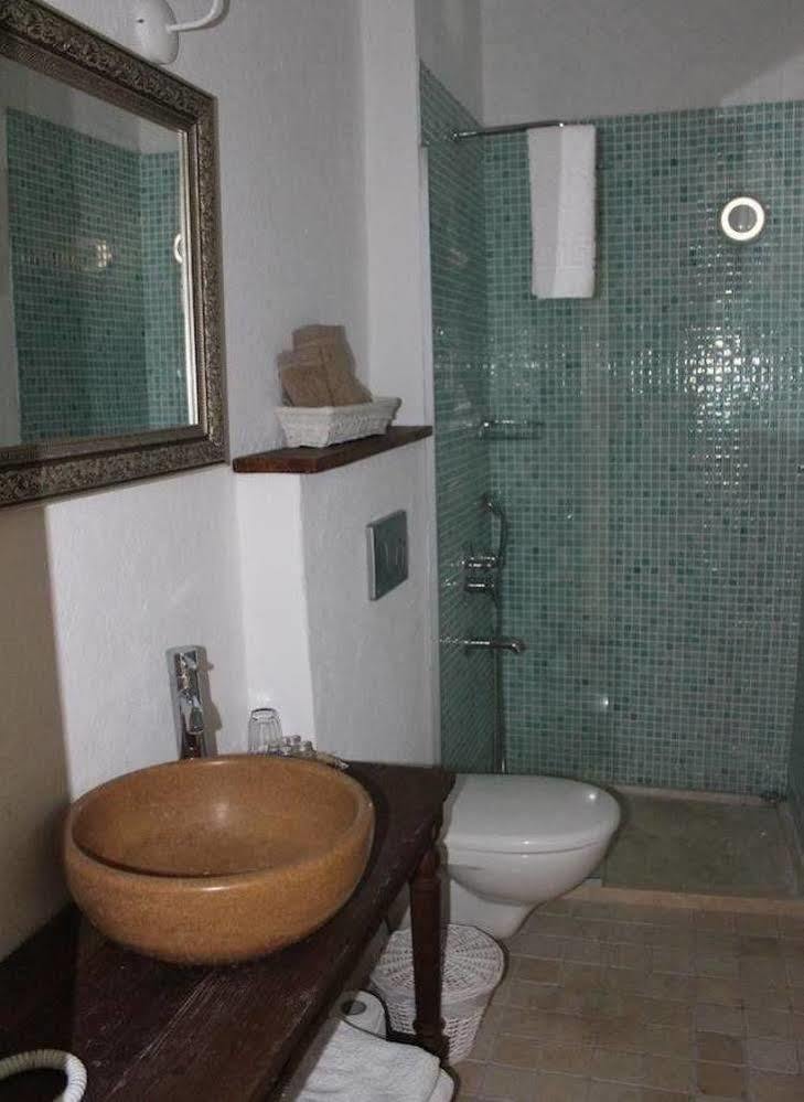 Eski Tas Hotel Cesme Ngoại thất bức ảnh